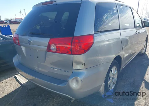 2008 Toyota Sienna Xle z USA, uszkodzony, nr VIN 5TDZK22C68S207084